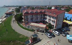 Vila Julia Costinesti